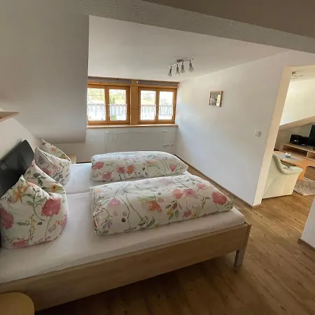 2 Raum Gaestezimmer Prokop Bed & Breakfast *